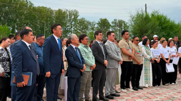 Артық білім кітапта: Абай облысында кітап оқу мәдениетін дамытуға бағытталған байқау өтті